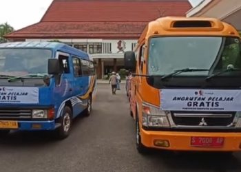 Sistem Kartu Angkutan Pelajar Gratis Bojonegoro Dipertanyakan, Siswa Kesulitan Pulang Sekolah