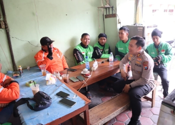 Kapolres Bojonegoro Sambangi Pangkalan Ojol, Wujud Kedekatan Tanpa Sekat dengan Warga