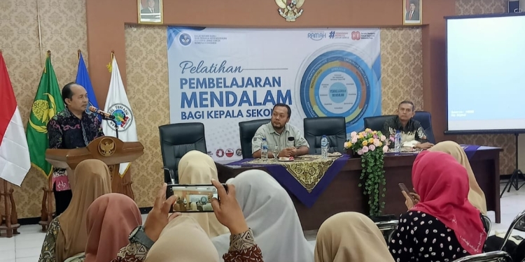 Guru dan Kepala Sekolah di Bojonegoro Ikuti Pelatihan Pembelajaran Mendalam