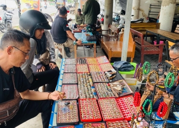 Geliat Baru Pedagang Batu Akik Bojonegoro, Jasa Pembuatan Kembali Diminati