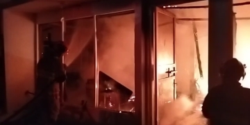 Kafe di Jalan Lettu Suwolo Bojonegoro Terbakar, Diduga Akibat Kebocoran Gas LPG