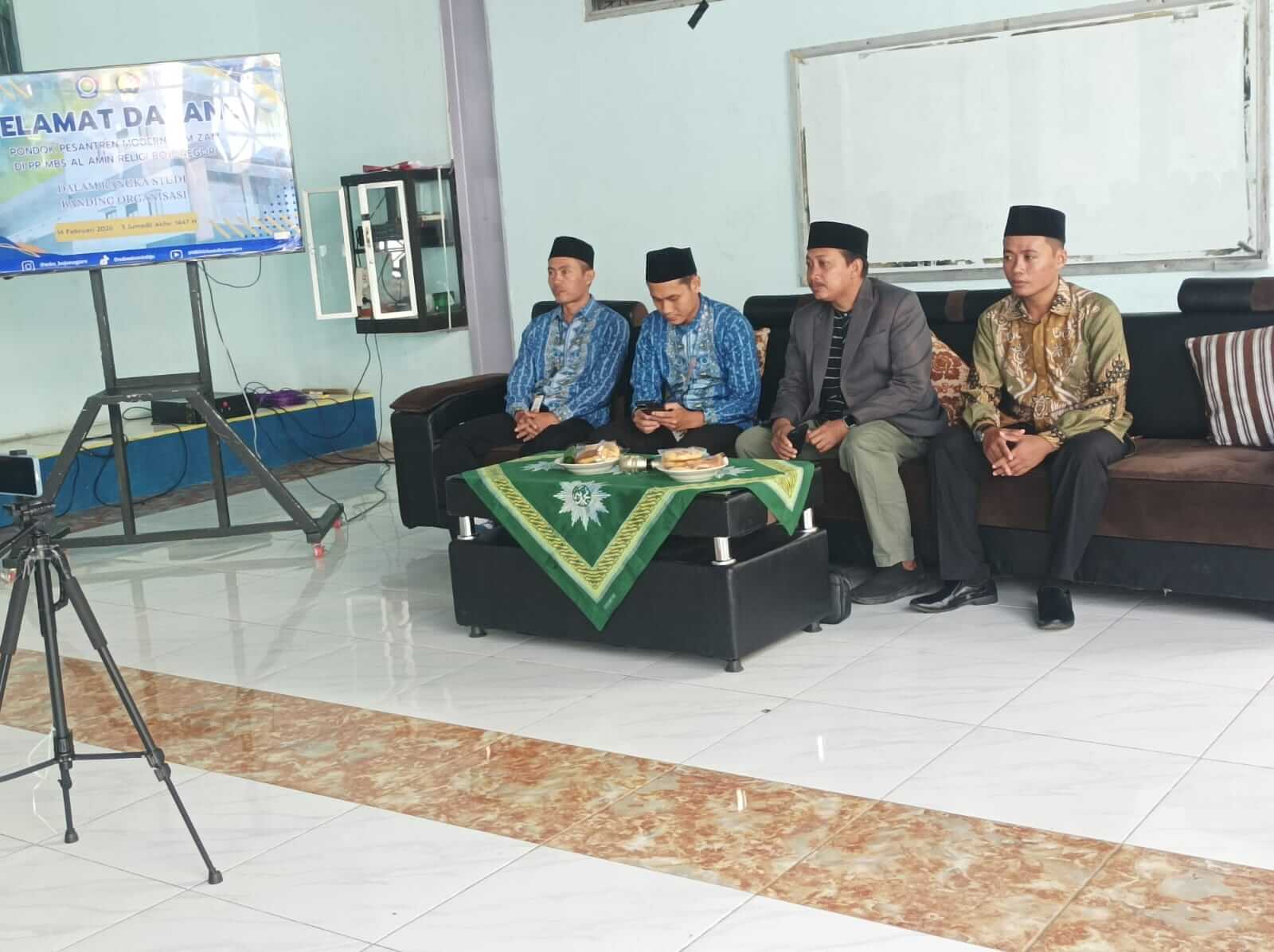 Tudy Banding Pesantren Zam zam di PP MBS Al Amin Religi Bojonegoro