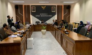 Foto ketua komisi C DPRD bojonegoro Ahmad Suprianto