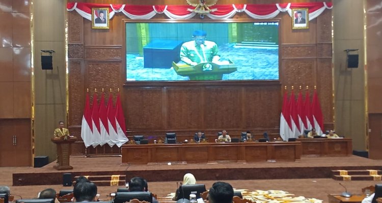 Suasana Rapat Paripurna DPRD Bojonegoro Bahas Pertanggungjawaban APBD 2025