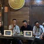 Ketua Komisi B DPRD Bojonegoro Sally Atyasasmi menjadi narasumber dalam diskusi Pro Kontra Makan Bergizi Gratis di Bojonegoro.