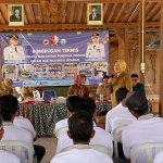 Wakil Bupati Bojonegoro Nurul Azizah membuka Bimbingan Teknis Program Kolam Lele Keluarga (Kolega) bagi calon penerima manfaat di Balai Desa Pandantoyo, Kecamatan Temayang.