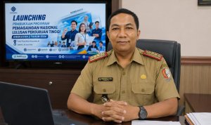 Kadisperinaker Bojonegoro Mahmudi mengajak lulusan perguruan tinggi mengikuti Program Pemagangan Nasional 2026.