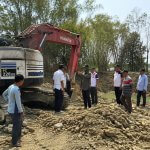 Satpol PP Kabupaten Bojonegoro bersama pihak terkait melakukan pengecekan lokasi aktivitas Galian C di Desa Drokilo, Kecamatan Kedungadem