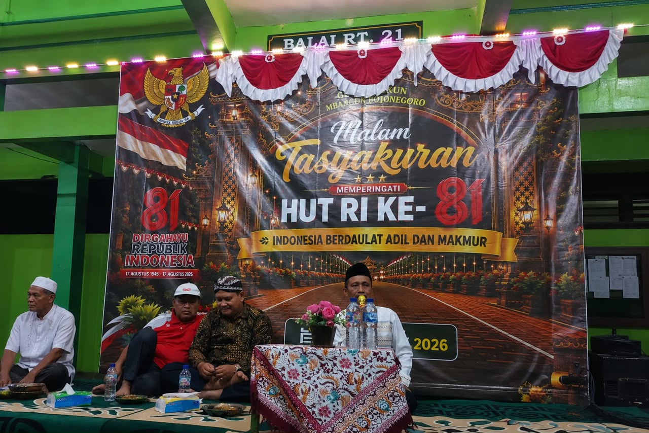 Abdul Wachid Mbah Dul menyampaikan materi HUT ke-81 RI di Sumbang Bojonegoro