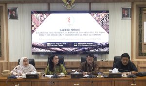 Audiensi DPRD Bojonegoro membahas komposisi saham dan renegosiasi bagi hasil Participating Interest (PI) Blok Cepu yang melibatkan PT Asri Dharma Sejahtera (ADS) dan PT Surya Energi Raya (SER).