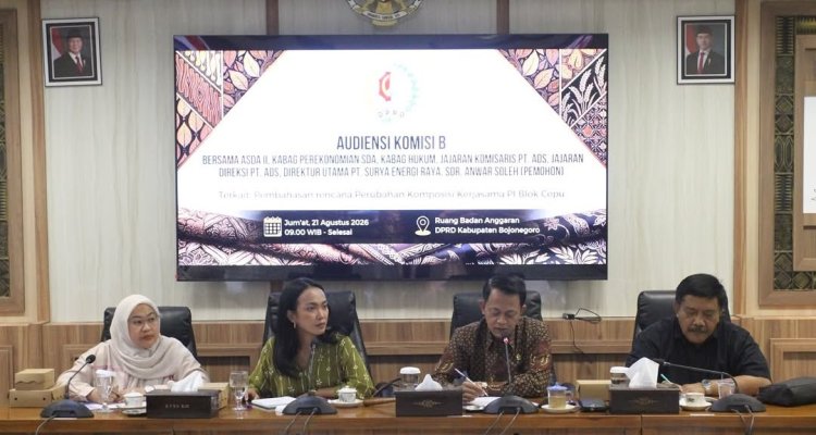 Audiensi DPRD Bojonegoro membahas komposisi saham dan renegosiasi bagi hasil Participating Interest (PI) Blok Cepu yang melibatkan PT Asri Dharma Sejahtera (ADS) dan PT Surya Energi Raya (SER).