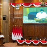 Bupati Bojonegoro Setyo Wahono saat menyampaikan Nota Pengantar Raperda Perubahan APBD Tahun Anggaran 2026 dalam Rapat Paripurna DPRD Bojonegoro, Rabu (26/8/2026).