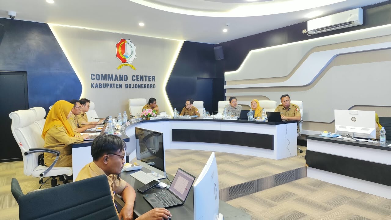 Pemkab Bojonegoro mengikuti Penilaian Interviu Evaluasi Kinerja Pemerintah Digital (PEMDI) secara daring bersama Kementerian PANRB di Command Center Gedung PIP, Senin (21/9/2026).