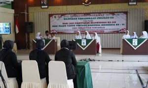 Peserta Lomba Cerdas Cermat (LCC) Wawasan Kebangsaan tingkat SD mengikuti perlombaan di Gedung Ahmad Yani Makodim 0813 Bojonegoro, Selasa (29/9/2026). Kegiatan yang digelar Pemkab Bojonegoro bersama Kodim 0813 Bojonegoro tersebut menjadi bagian dari rangkaian peringatan HJB ke-349, HUT TNI ke-81, dan Hari Kesaktian Pancasila 2026.