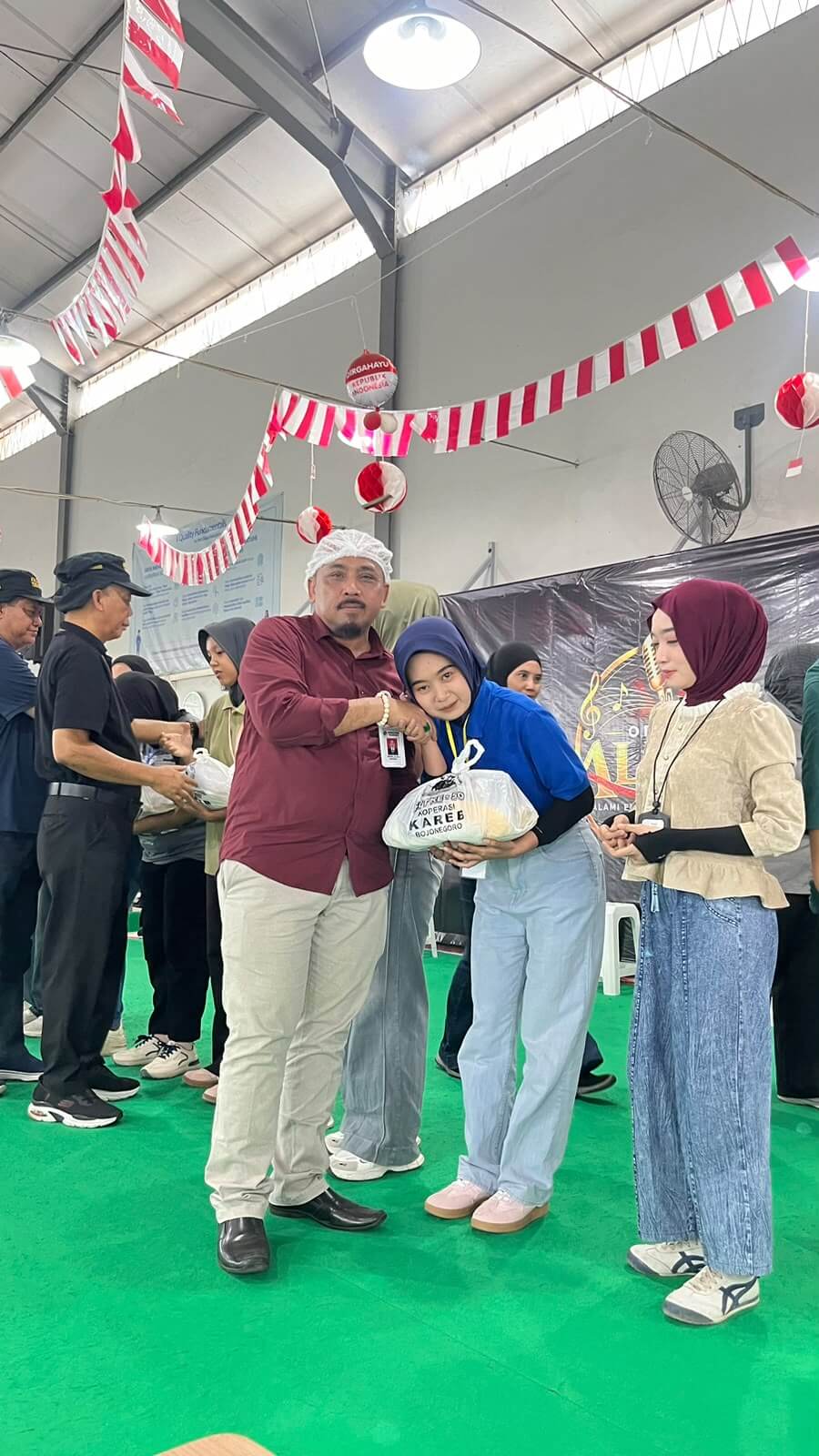 Sekretaris Koperasi Kareb Widarko S.H. saat HUT ke-50 Koperasi Kareb