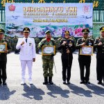 Bupati Bojonegoro Setyo Wahono menghadiri upacara peringatan HUT ke-81 TNI di Makodim 0813 Bojonegoro, Senin (5/10/2026).