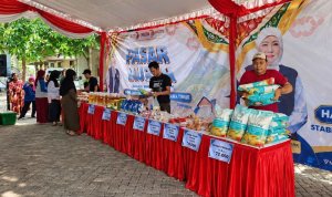 IMG-20261023-WA0086 Kegiatan pasar murah di Desa Ngampel, Kecamatan Kapas, Kabupaten Bojonegoro, dalam rangka memperingati Hari Jadi ke-81 Provinsi Jawa Timur.