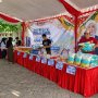 Kegiatan pasar murah di Desa Ngampel, Kecamatan Kapas, Kabupaten Bojonegoro, dalam rangka memperingati Hari Jadi ke-81 Provinsi Jawa Timur.