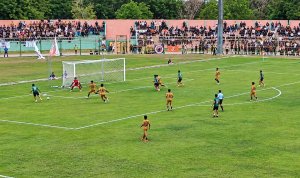 Salah seorang pemain Persibo Bojonegoro melepaskan tendangan ke arah gawang Persitara Jakarta Utara dalam laga persahabatan di Stadion Letjen H. Soedirman, Minggu (25/10/2026). Persibo mengakhiri pertandingan dengan kemenangan 2-0. Salah seorang pemain Persibo Bojonegoro melepaskan tendangan ke arah gawang Persitara Jakarta Utara dalam laga persahabatan di Stadion Letjen H. Soedirman, Minggu (25/10/2026). Persibo mengakhiri pertandingan dengan kemenangan 2-0.